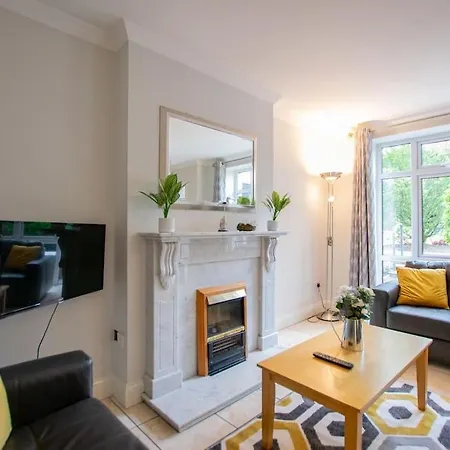 Apartamento 17 - Modern 2br - Sleeps 4 Galway