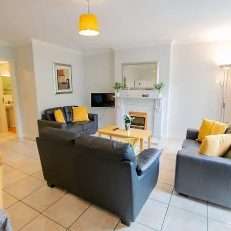 Apartamento 17 - Modern 2br - Sleeps 4 Galway