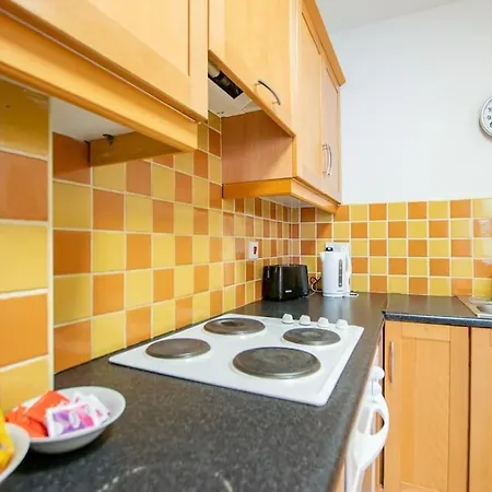 Appartement 17 - Modern 2br - Sleeps 4 *