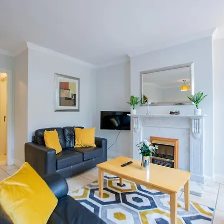 Appartement 17 - Spacious 2 Bed With Parking Galway