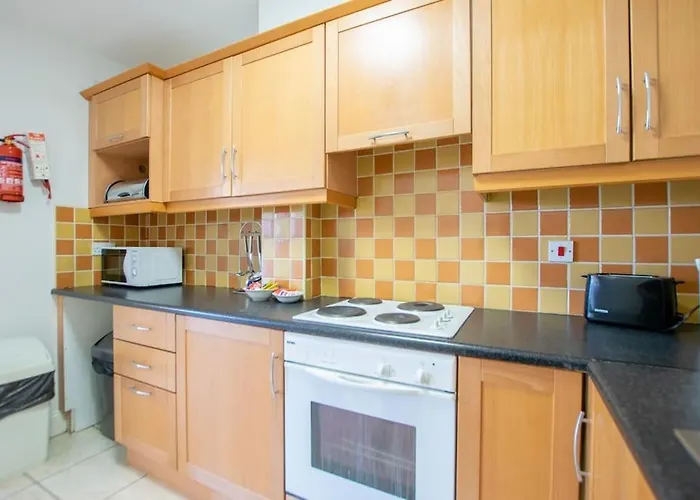 17 - Spacious 2 Bed With Parking * 골웨이