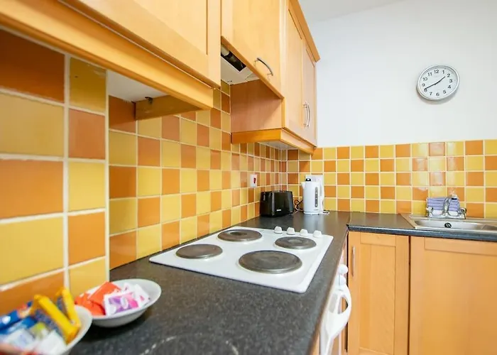 아파트 17 - Spacious 2 Bed With Parking *